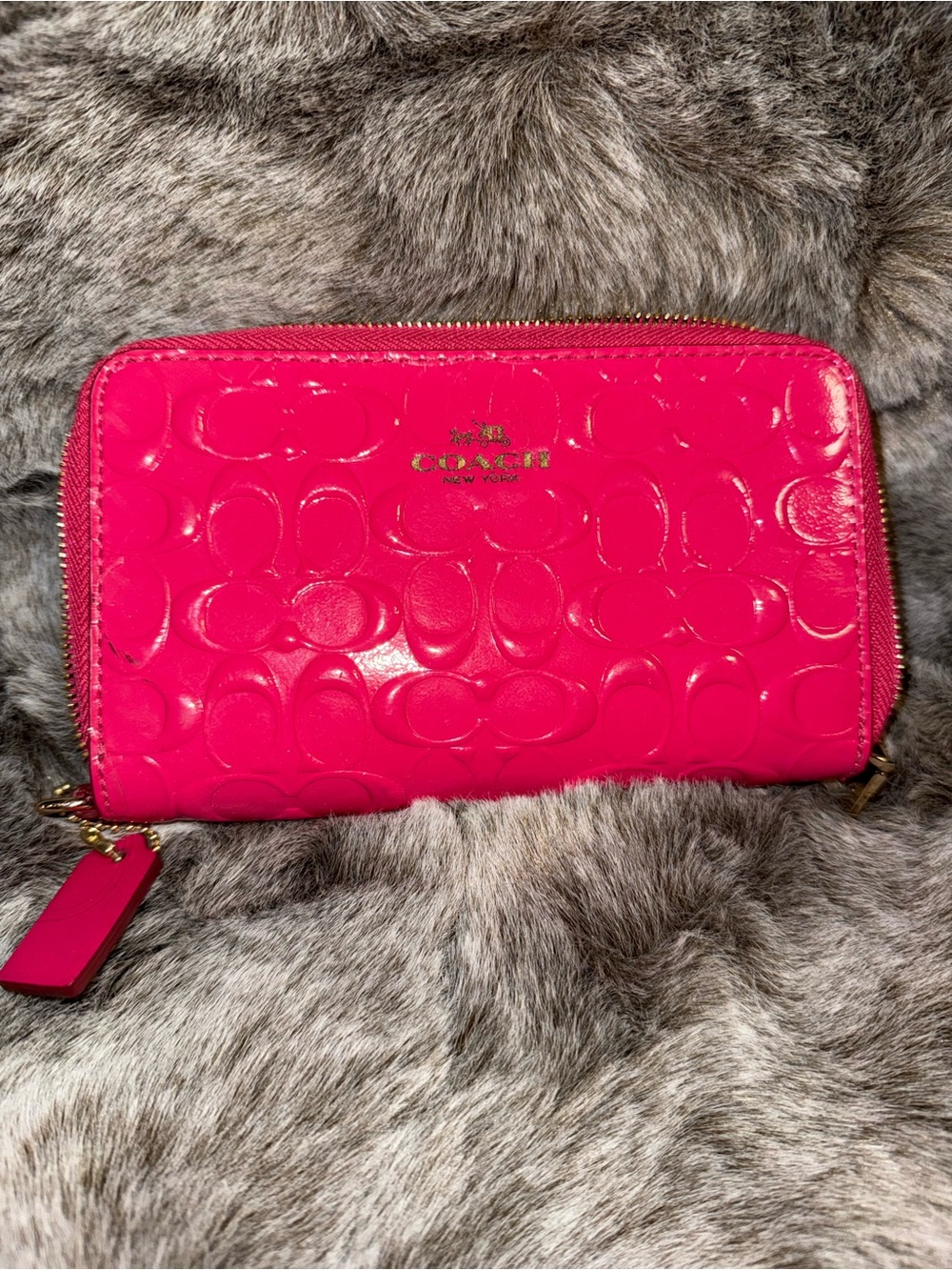 Coach Patent Signature Zip Wallet in Hot Pink